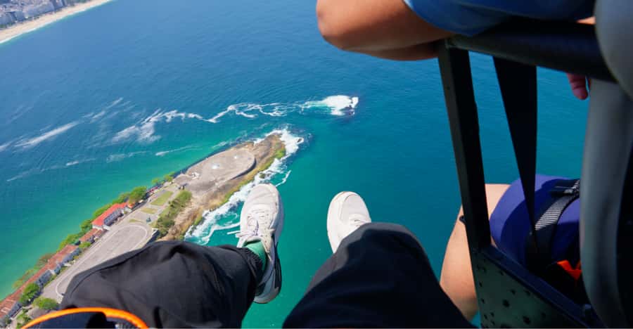 Helicopter flight no doors in Rio de Janeiro - Who will enjoy this Rio flight most