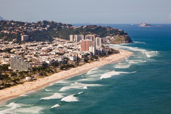Helicopter Ride in Rio de Janeiro - 30 Minutes by Comandante Nobre - Arpoador, Copacabana Fort, and Copacabana Beach