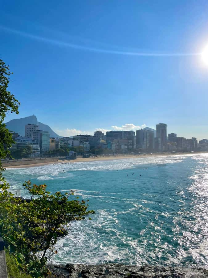 Hike Dois Irmãos + Vidigal Favela Experience - Practical preparation for the trail