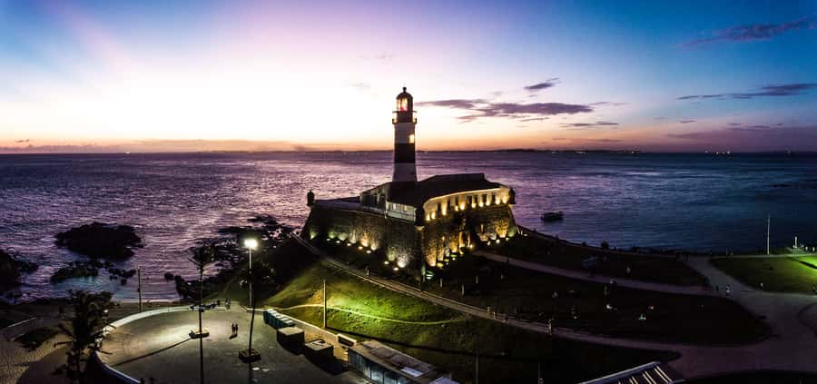 Historic City Tour in Salvador - Guide quality and language concerns