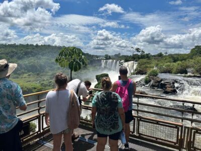 Iguassu Waterfalls: 1 Day Tour Brazil and Argentina’s sides