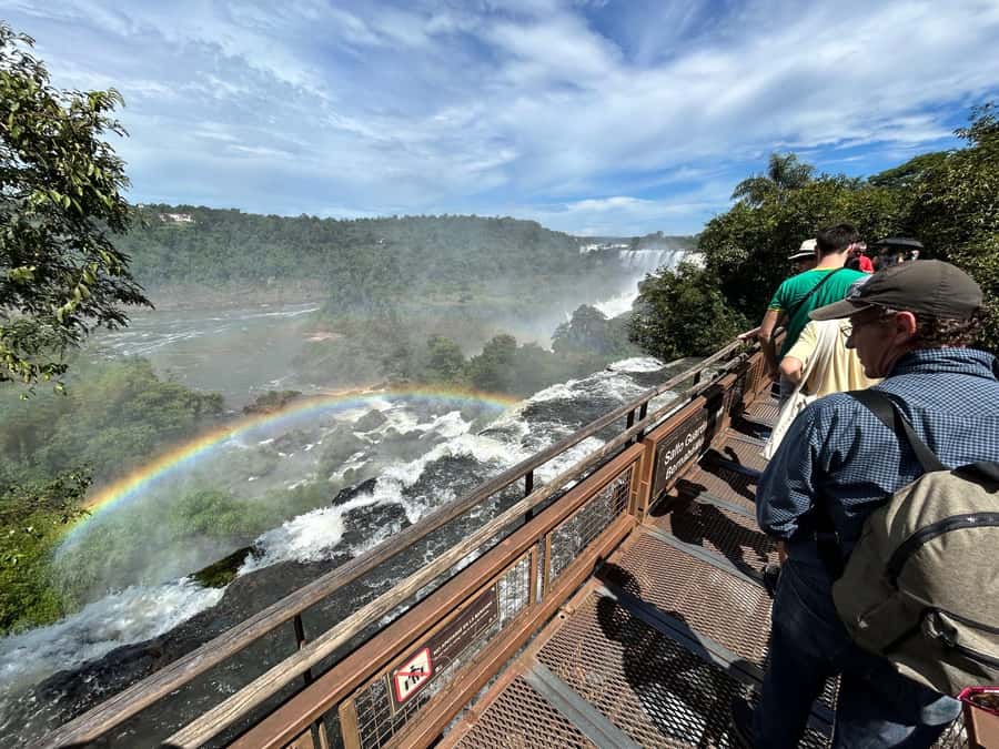 Iguassu Waterfalls: 1 Day Tour Brazil and Argentina's sides - Timing and the airport question