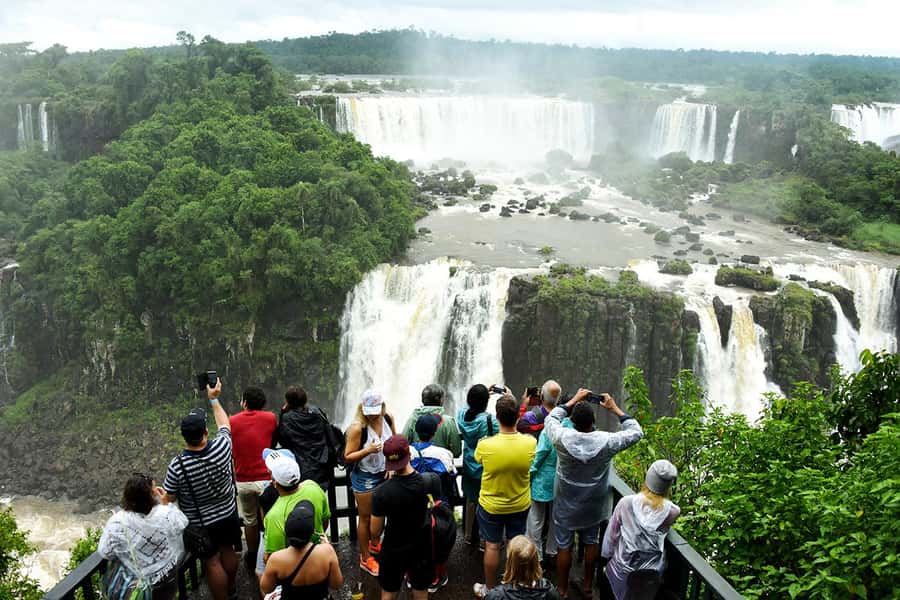 Iguazu Falls: 2-Day Argentinian and Brazilian Iguazu Falls - Optional extras: the Great Adventure boat ride and Bird Park