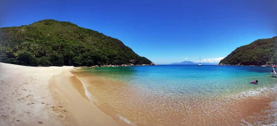 Ilha Grande: 360° Circumnavigation Speed Boat Tour - 8h - Key points at a glance