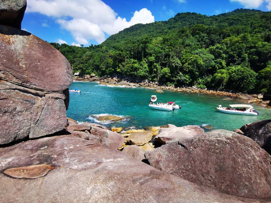 Ilha Grande: 360° Circumnavigation Speed Boat Tour - 8h - Why a 360-degree boat trip makes sense on Ilha Grande