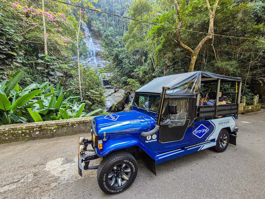 Jeep'n'Culture: Rocinha Favela and Tijuca Rainforest Tour - Entering Tijuca Forest from the city