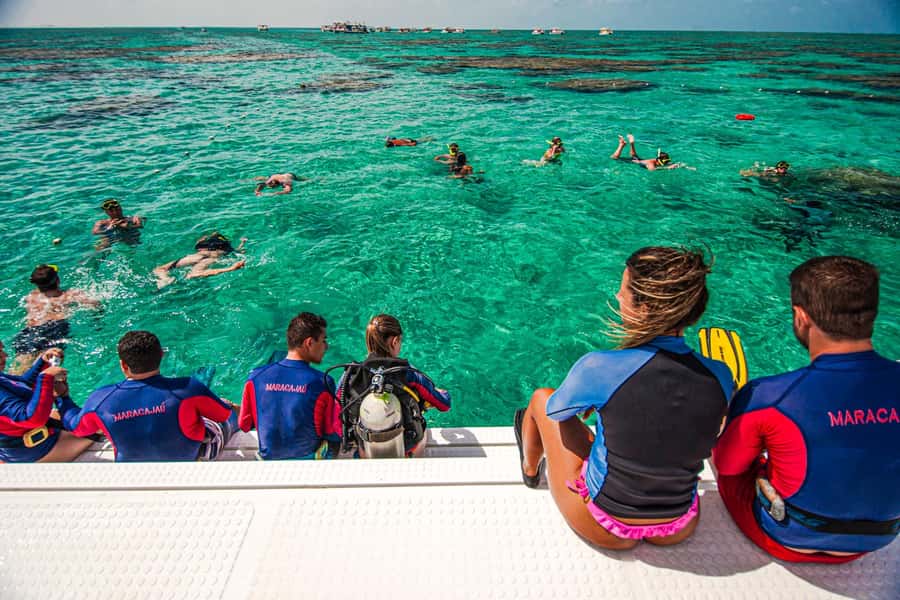 Maracajau Parrachos Reef: Mask and Snorkel swim adventure - Leaving Natal before breakfast