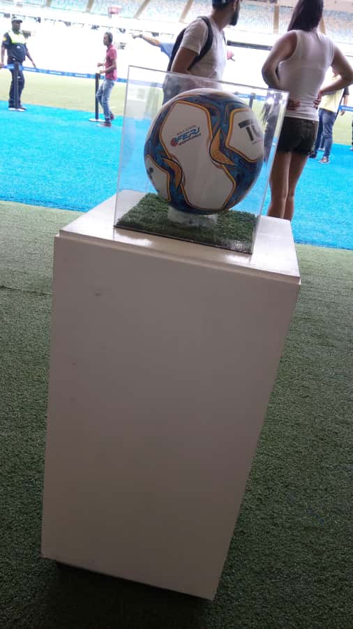 #Maracanã - The role of the guide, and a serious warning