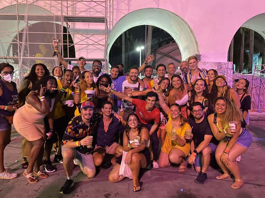 More than a Pub Crawl: An Authentic Night Experience in Rio - Timing, walking, and what to bring