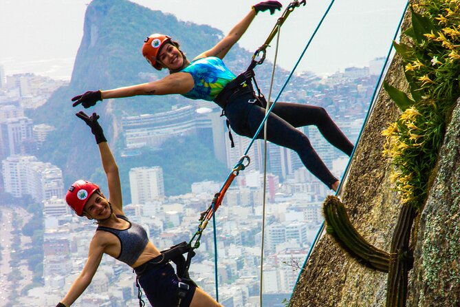 Morro Dois Irmãos Hikking + Vidigal Favela Tour - Timing, weather, and what to bring