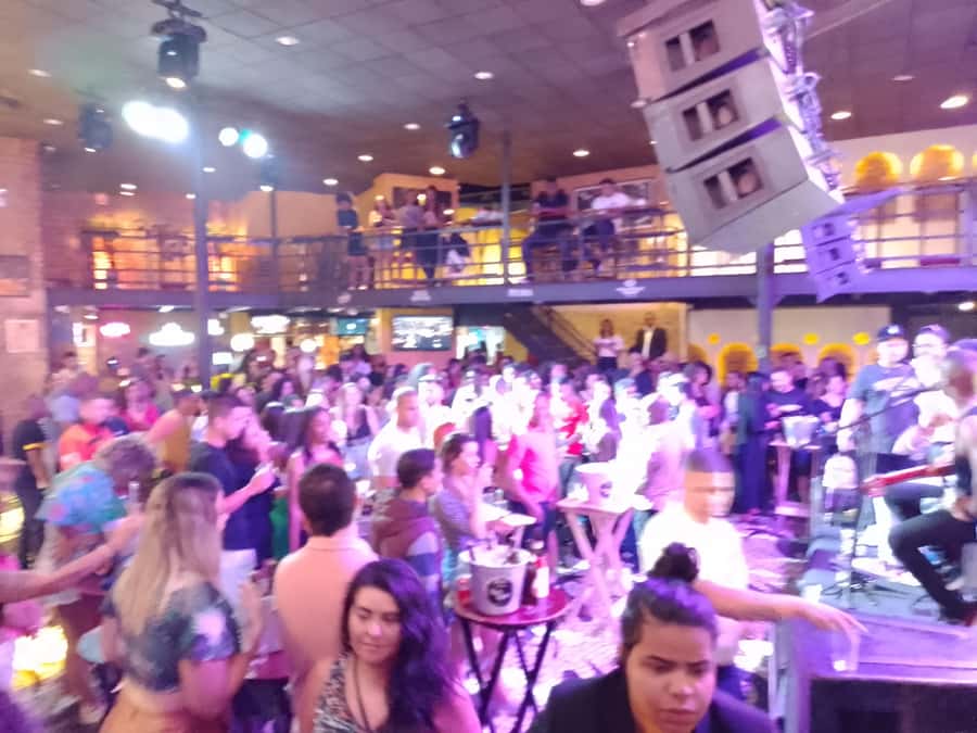 Night life tour in sao Paulo - Timing, holidays, and the Christmas warning