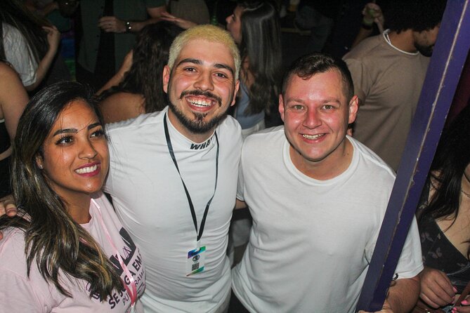 Night Walking Tour through the Bars of São Paulo - Xiu! Bar brings samba into the evening