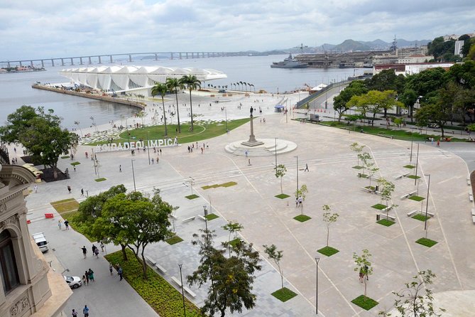 Olympic Boulevard, Museum of Tomorrow & Historical Rio - Ethnias mural and the renewed Olympic waterfront