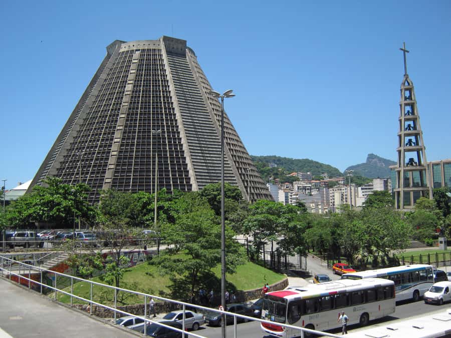 One Day in Rio: Full-Day Rio de Janeiro City Tour - Copacabana, Ipanema, and Leblon: a quick look at Rio’s shore