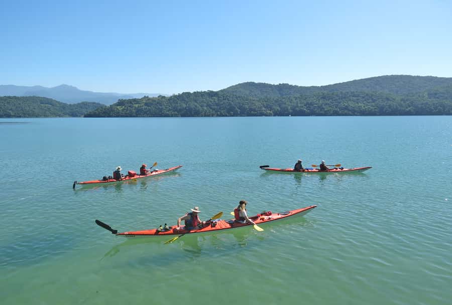 Paraty Bay: Half-Day Mangroves and Beaches Tour by Kayak - Starting at Pontal Beach beside Quiosque do Lapinha