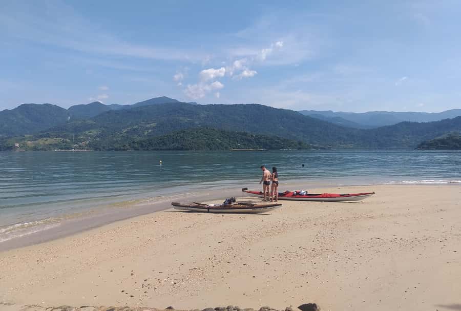 Paraty Bay: Half-Day Mangroves and Beaches Tour by Kayak - Who will enjoy this four-hour paddle most?