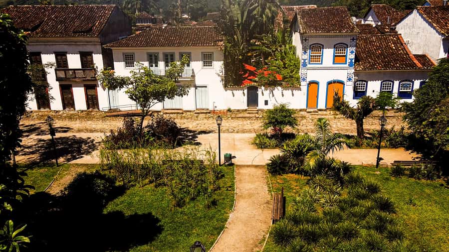 Paraty Historical City Walking Tour - Four churches, four chances for context
