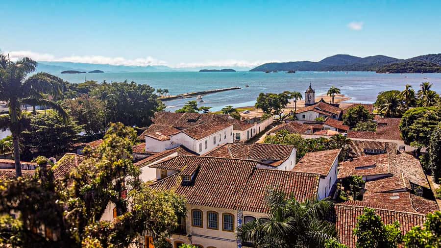 Paraty Historical City Walking Tour - The guide choice changes the experience