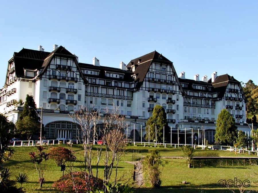 Petrópolis: Imperial City Tour - Quitandinha Palace sets a theatrical tone