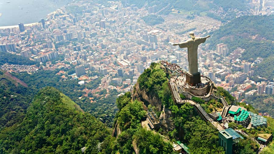 Private Helicopter tour - Rio de janeiro in 30min - Smooth flying and the role of the pilot