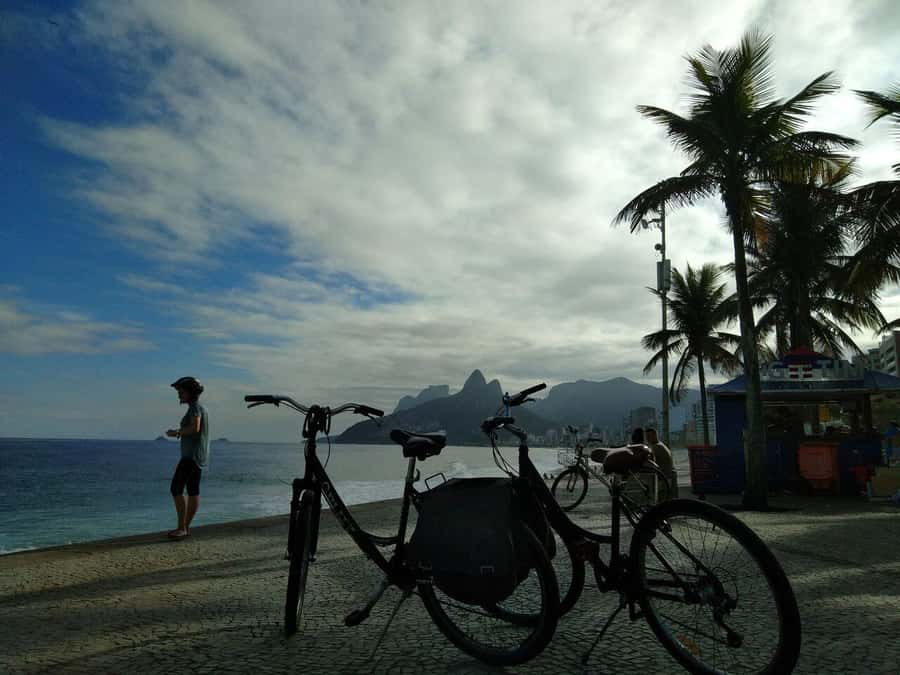 Rio Bike Tour – Discover the Beaches and Lagoon - The guide makes the difference