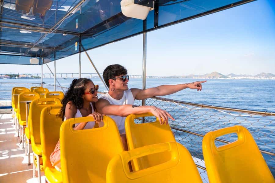 Rio: Boat Tour of Guanabara Bay - Urca Casino, Flamengo Beach, and the ride home