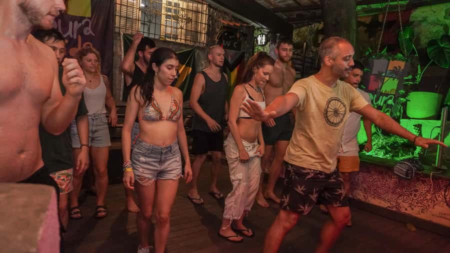 Rio: Caipirinha Workshop and Samba Class - Finding Pura Vida Hostel in Copacabana