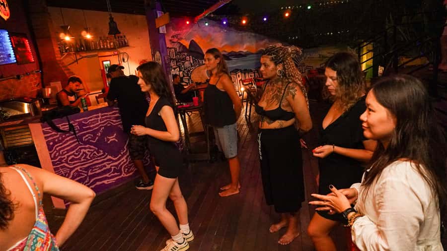 Rio: Caipirinha Workshop and Samba Class - Who gets the best value for $12