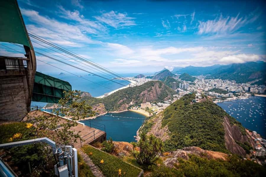 Rio: Cristo Redentor, Pão de Açúcar , almoço em churrascaria - Corcovado train and Christ the Redeemer