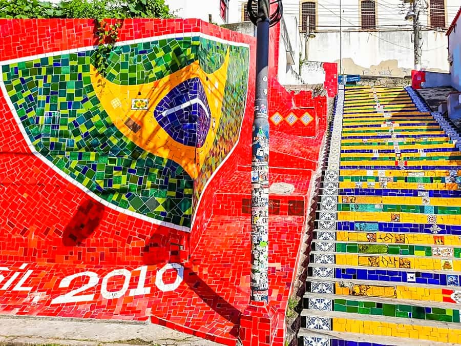 Rio de Janeiro: 6-Stop Highlights of Rio with Lunch - Selarón Steps and 250 steps of color