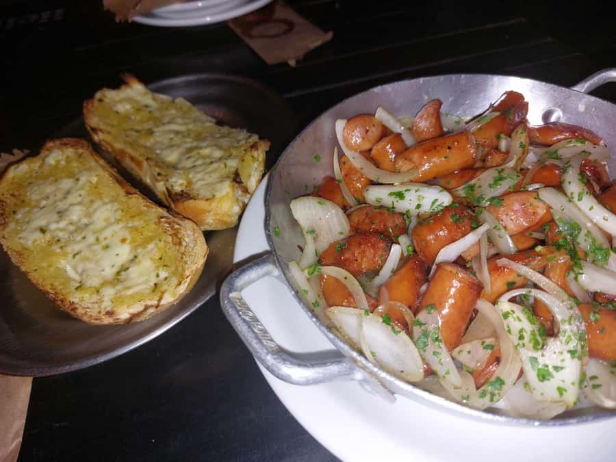 Rio de Janeiro: Barra da Tijuca Walk & Food Tour with Drinks - Strengths and limitations worth weighing
