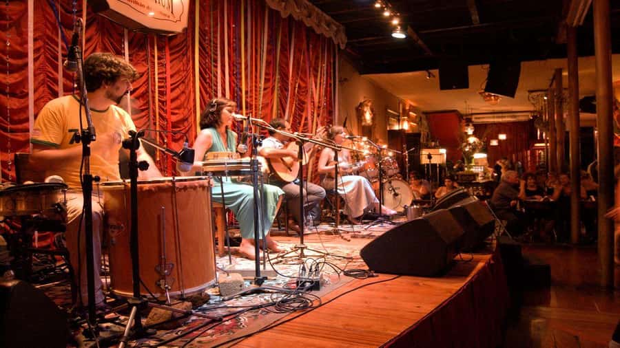 Rio de Janeiro: Brazilian Music at Rio Scenarium with Dinner - Lapa after dark and the character of Rio Scenarium