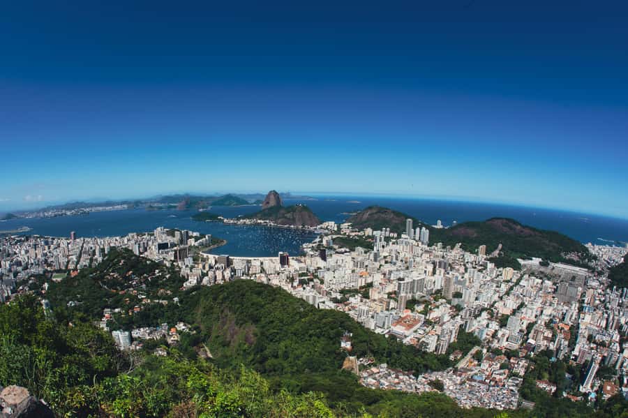Rio de Janeiro: Christ the Redeemer, Sugarloaf, & City-tour - Dona Marta gives you the wider picture