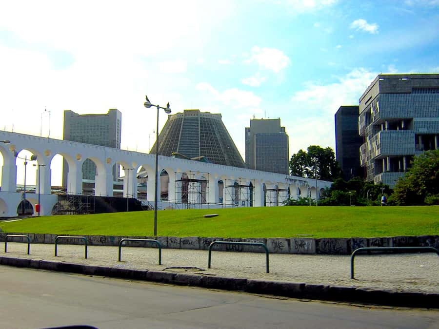 Rio de Janeiro Downtown Tour - Along Avenida Presidente Vargas