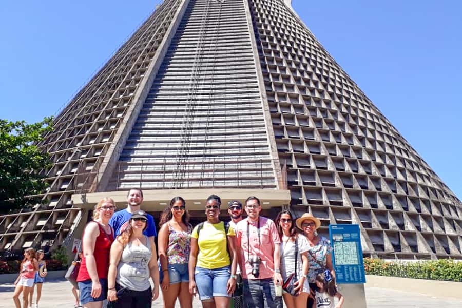 Rio de Janeiro Full-Day Sightseeing Tour - What the minivan and small group are like