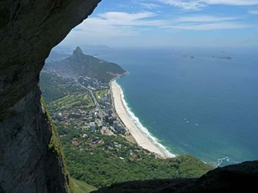 Rio de Janeiro: Garganta do Céu Guided Hike - The guide is part of the safety system