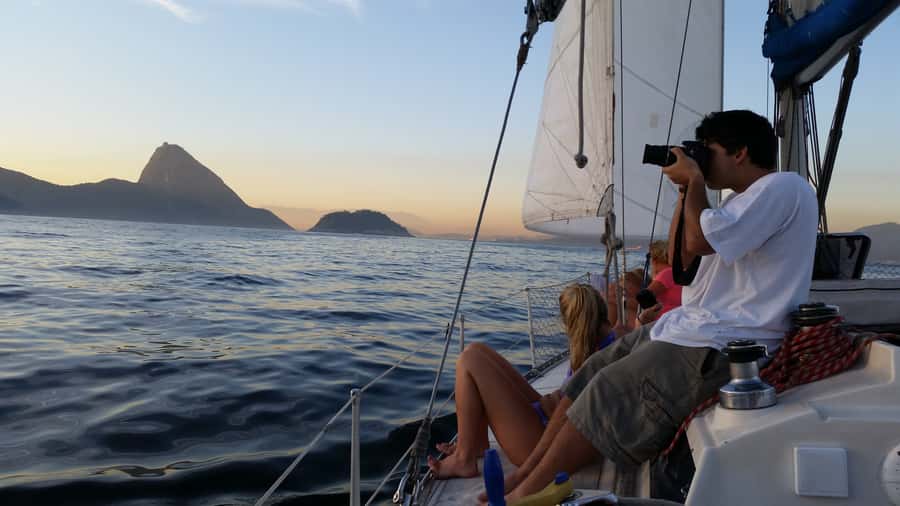 Rio de Janeiro: Guanabara Bay Sunset Sailing Tour & Drinks - Christ the Redeemer from the bay