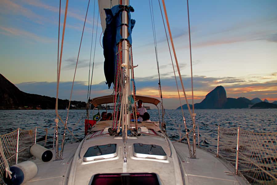 Rio de Janeiro: Guanabara Bay Sunset Sailing Tour & Drinks - The swim stop depends on weather