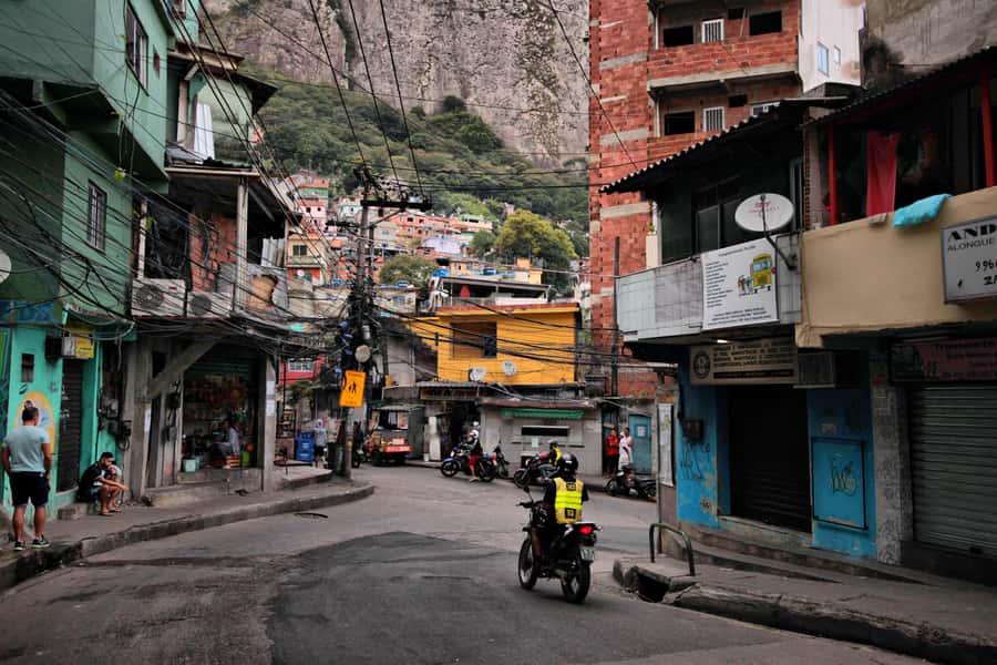 Rio De Janeiro: Half-Day Rocinha Favela Walking Tour - How Safe Does the Tour Feel?
