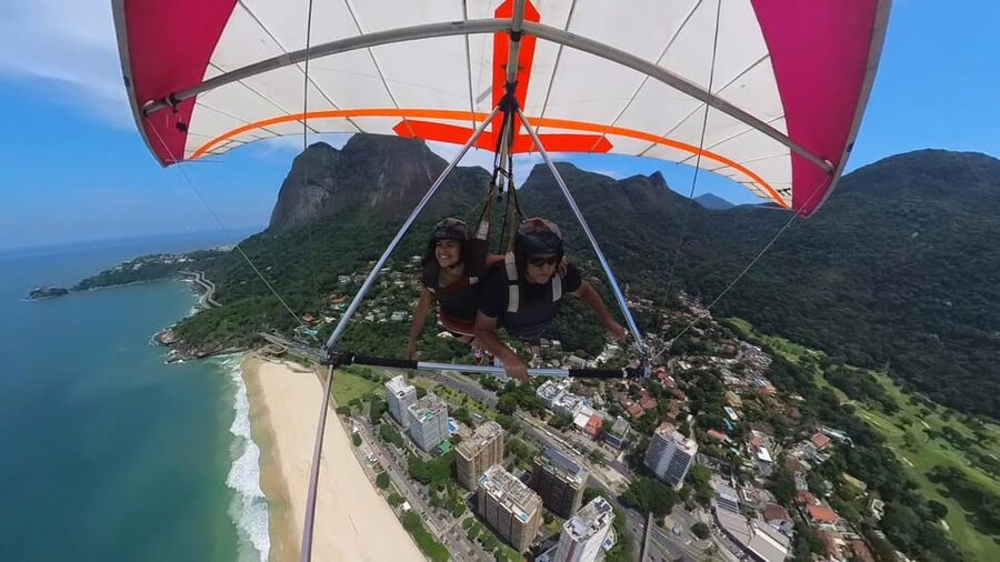 Rio de Janeiro: Hang Gliding or Paragliding Experience - Choosing hang gliding or paragliding