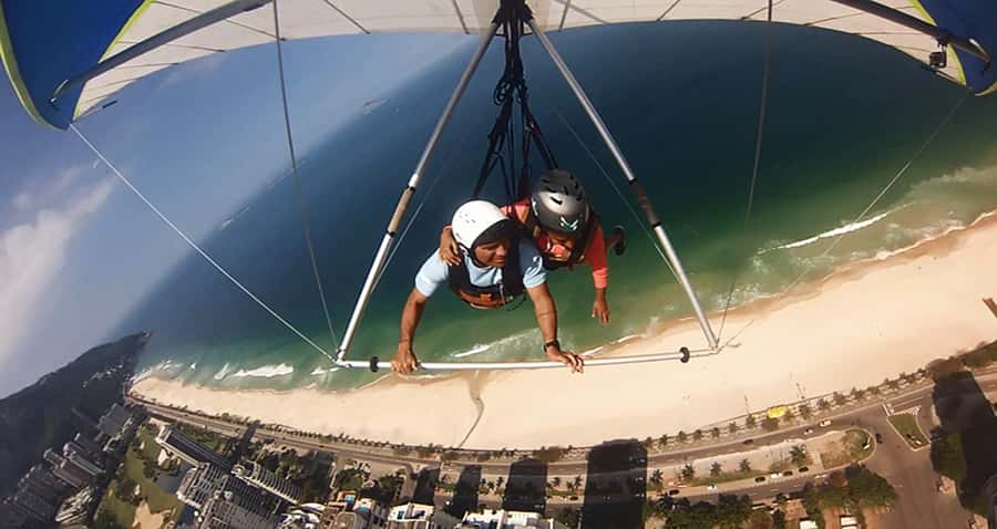 Rio de Janeiro: Hang Gliding or Paragliding Flight - Safety, pilots, and the actual feel of the experience