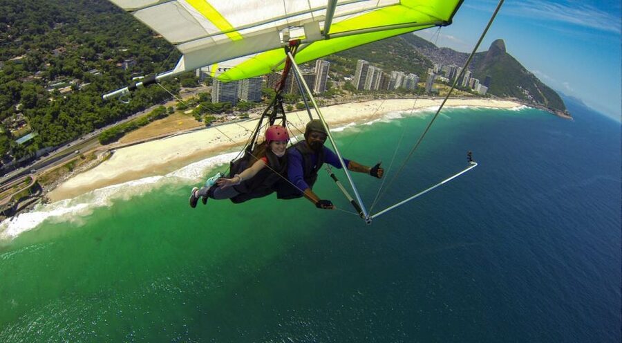 Rio de Janeiro: Hang Gliding or Paragliding Flight - What the $237 price really covers