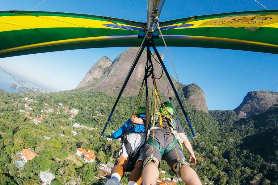 Rio de Janeiro: Hang Gliding Tandem Flight - Should you book the Pedra Bonita flight?