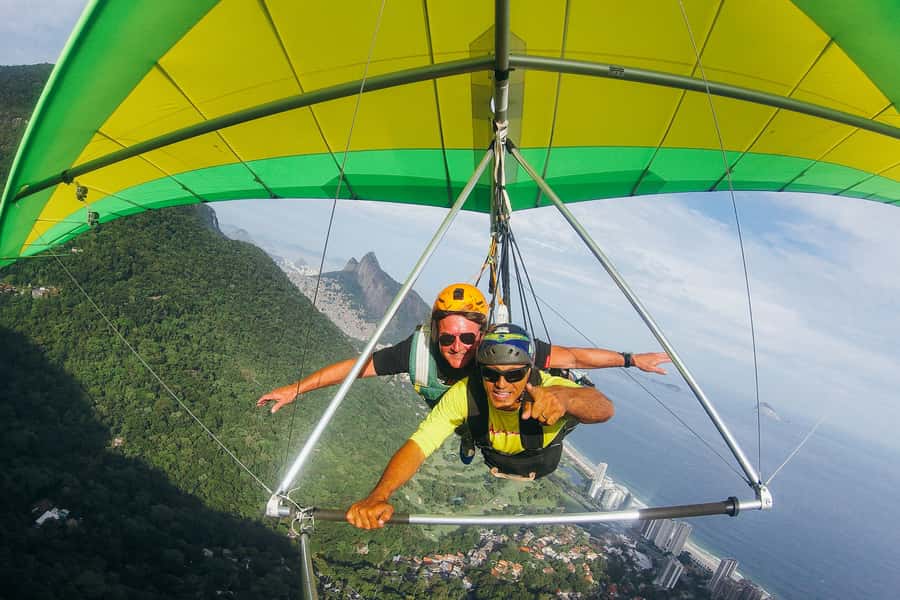 Rio de Janeiro: Hang Gliding Tandem Flight - The takeoff: a short run into open air