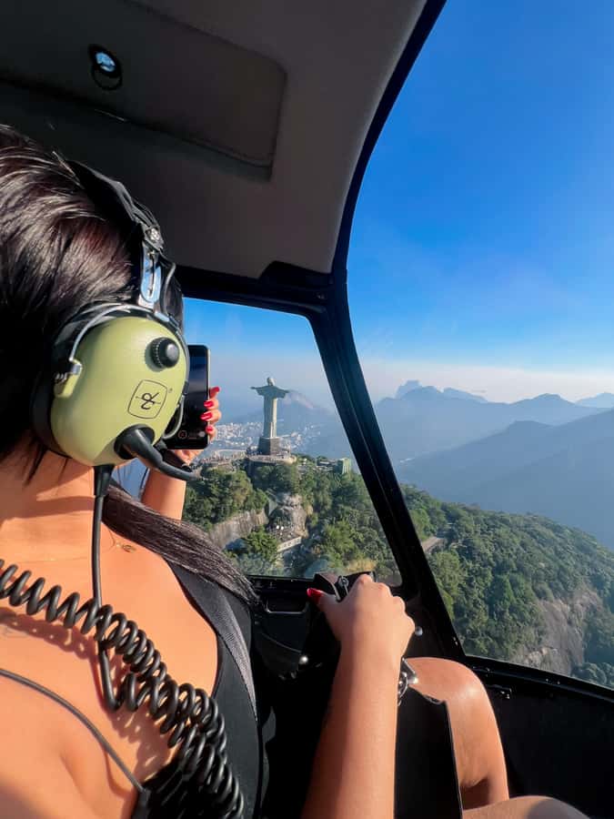 Rio de Janeiro: Helicopter Flight Christ the Redeemer 30 min - Christ the Redeemer from above