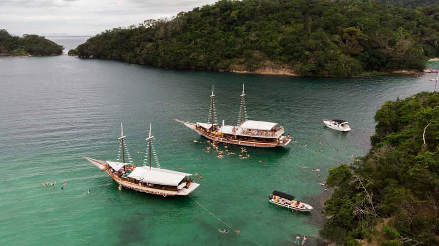 Rio de Janeiro: Ilha Grande with Boat Tour & Optional Lunch - Weather, route changes, and service warnings