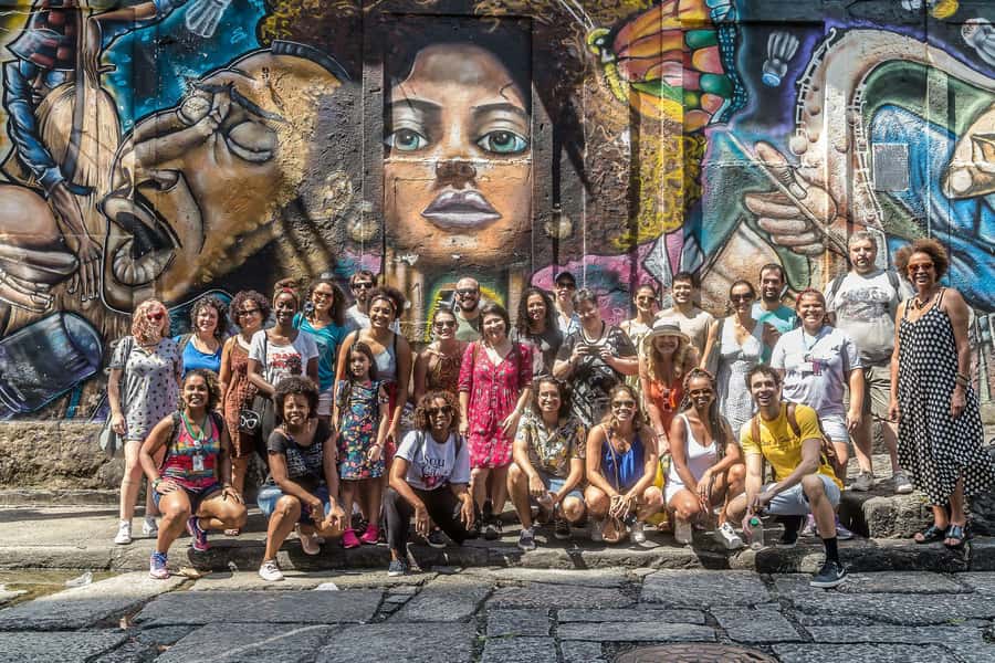 Rio de Janeiro: Little Africa Heritage Walking Tour - Meeting at the Rio Art Museum and looking over Mauá Square