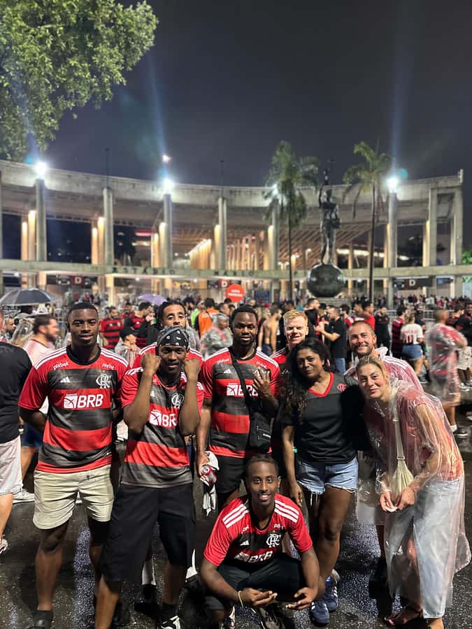Rio de Janeiro: Maracanã Stadium Match Ticket with Drink - What the guide adds during the evening