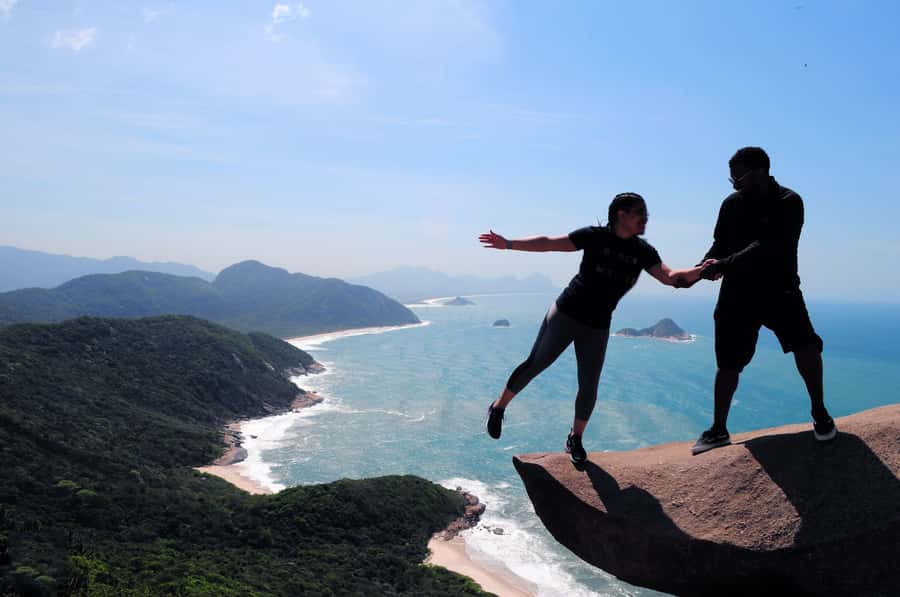 Rio de Janeiro: Pedra do Telegrafo Hike & Grumari Beach Tour - Walking Through the State Park to the Rock