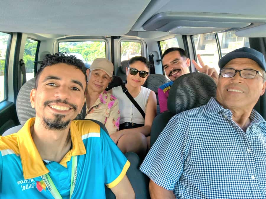Rio de Janeiro: Private Custom 9-hour Unforgettable tour - Christ the Redeemer gives the day its grand opening